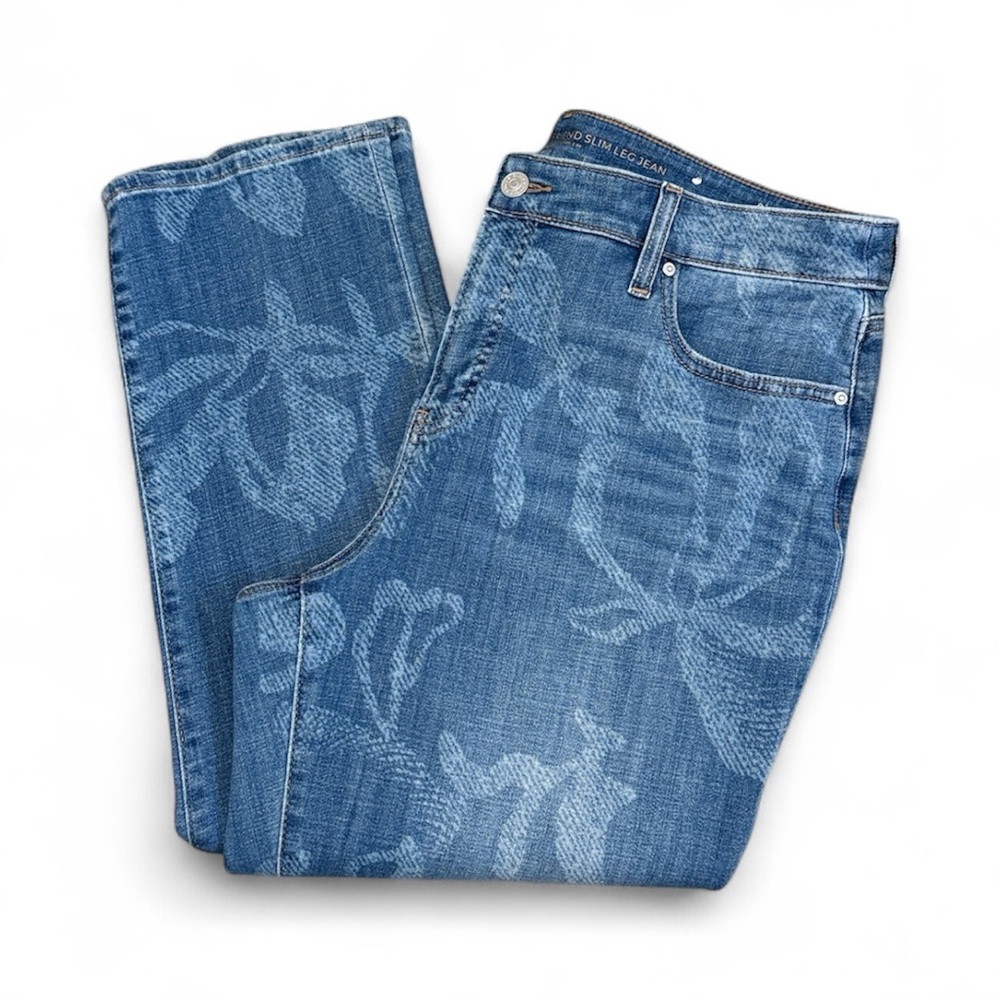 Chico’s So Slimming Girlfriend Slim Leg Ankle Floral Jeans - Picture 15 of 15